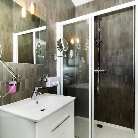 Florella Republique Apartment *